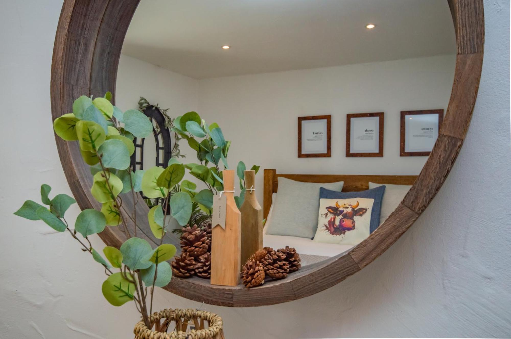 Cosy Farm Conversion In The Heart Of Pembrokeshire Maenclochog Exterior photo