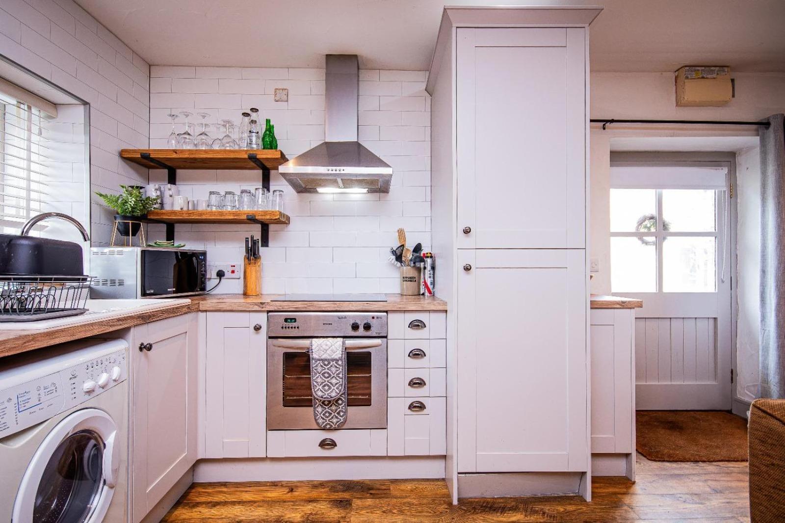Cosy Farm Conversion In The Heart Of Pembrokeshire Maenclochog Exterior photo